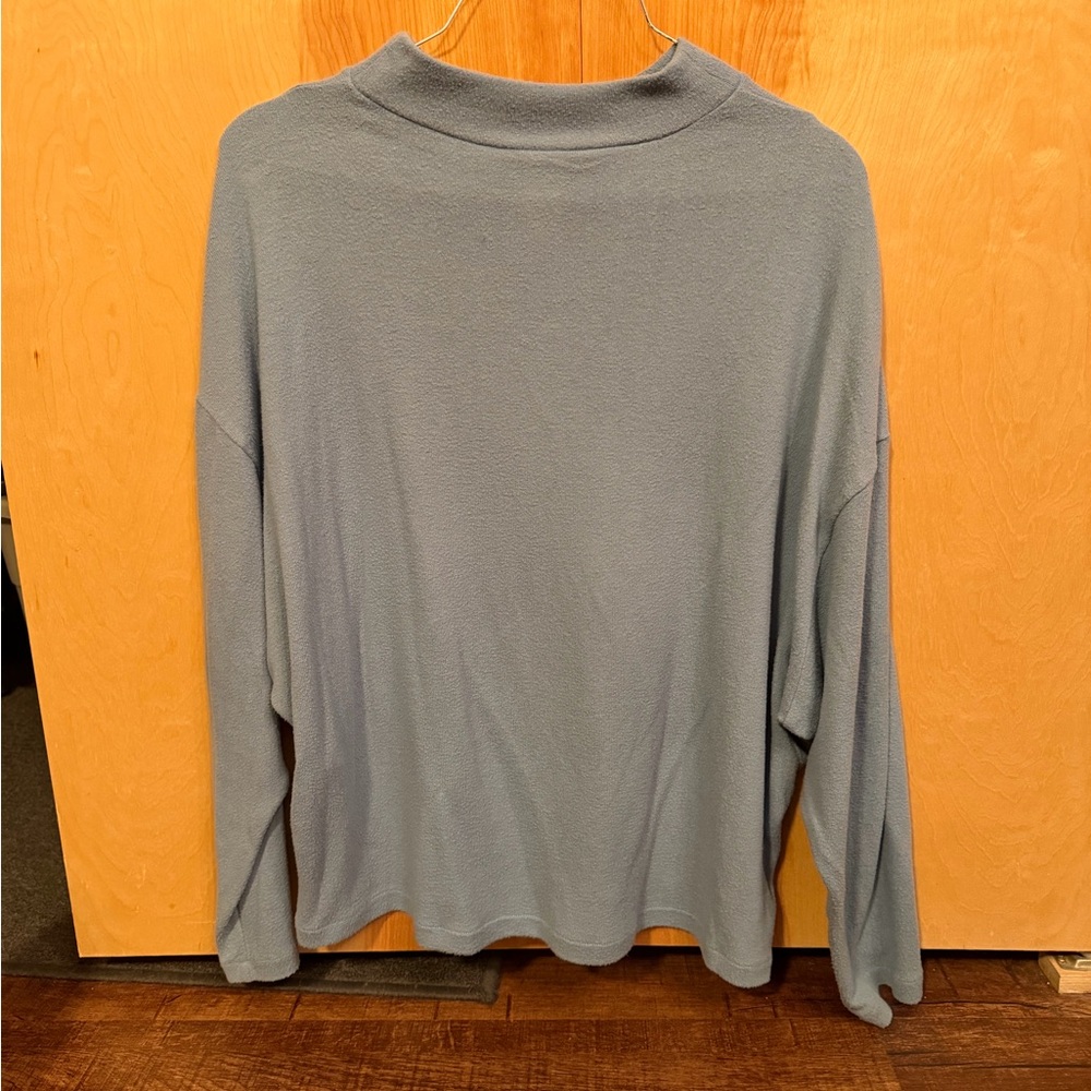 H&M Women's mock neck Blue Top